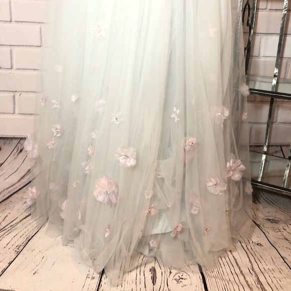 Pastel Baby blue floral formal gown baby shower - Picture 7 of 7